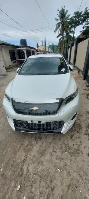 Toyota Harrier 2.0 2017 Pearl