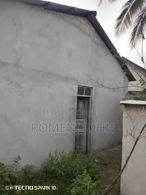 4bdrm House in Tanzania Daresalaam, Ilala for sale