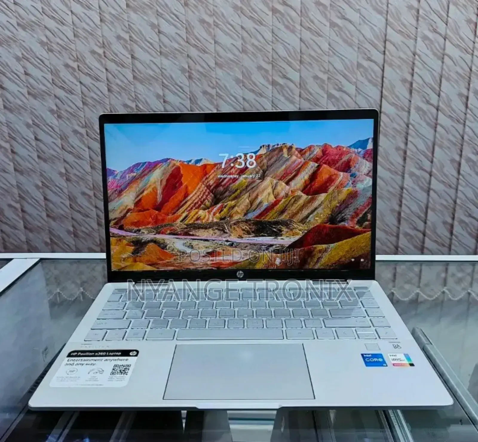 New Laptop HP Pavilion 13 X360 8GB Intel Core I5 SSD 512GB