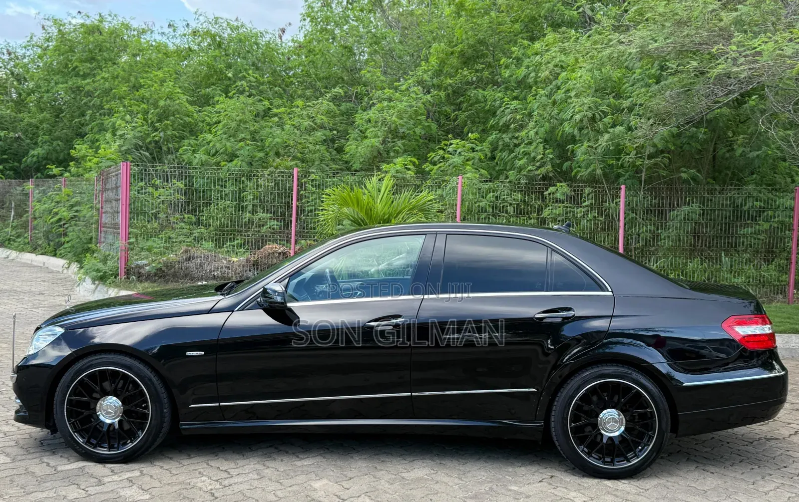 Mercedes-Benz E350 2010 Black
