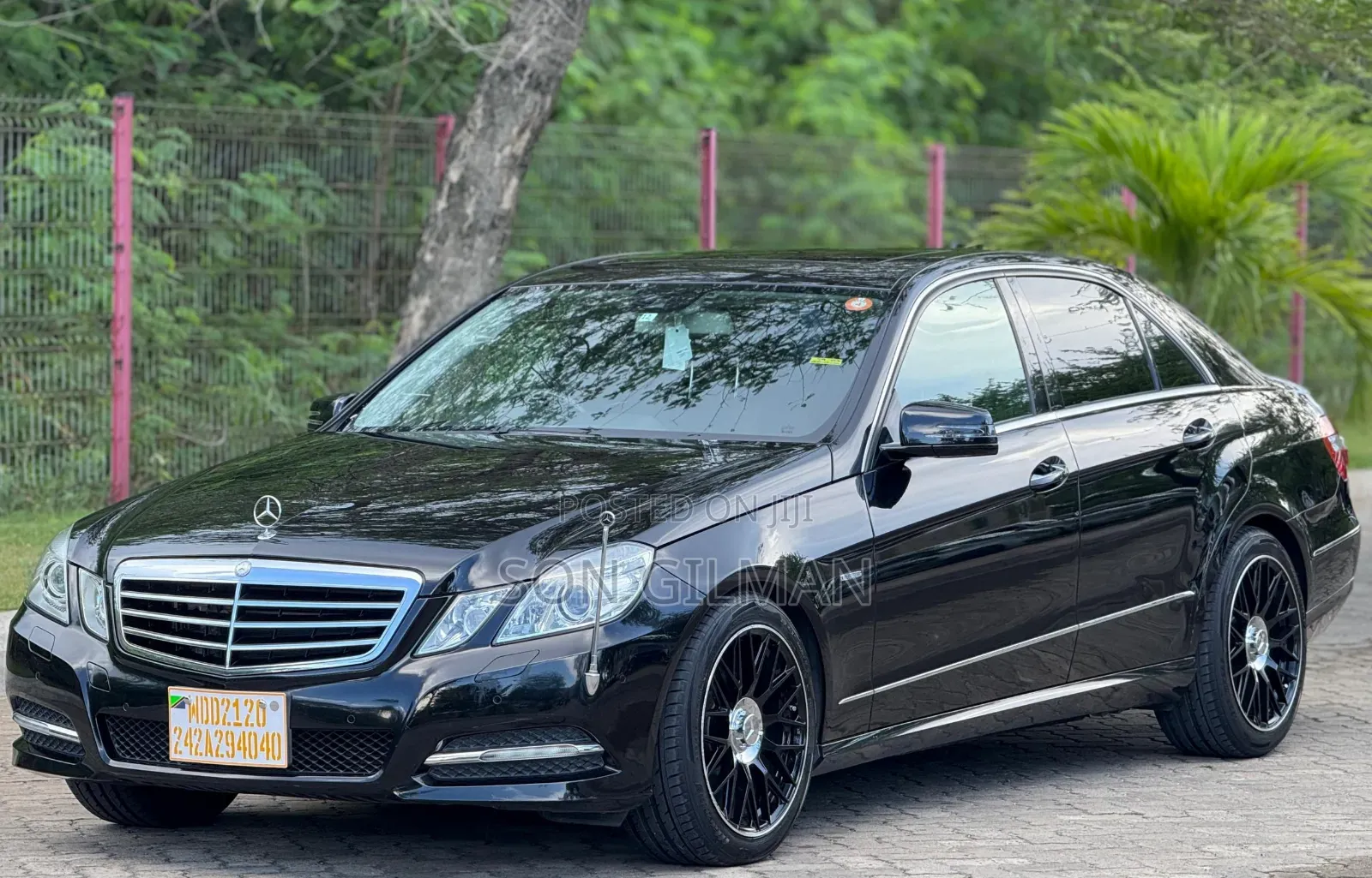 Mercedes-Benz E350 2010 Black