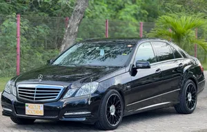 Mercedes-Benz E350 2010 Black