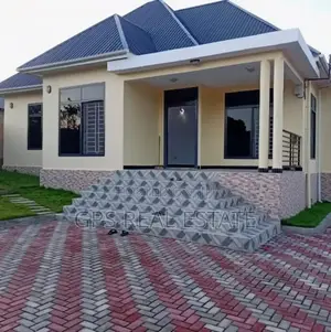 3bdrm House in Madale Flamingo, Kinondoni for sale