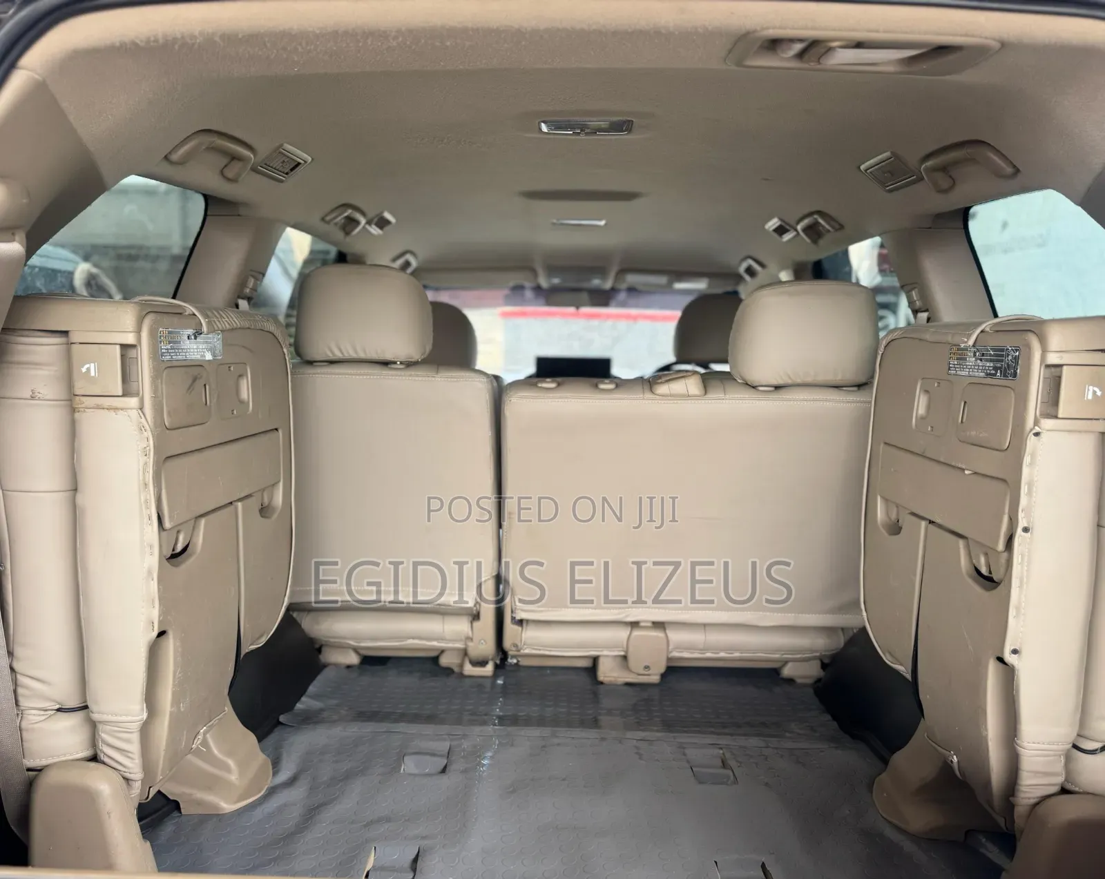 Toyota Land Cruiser 2011 Gray