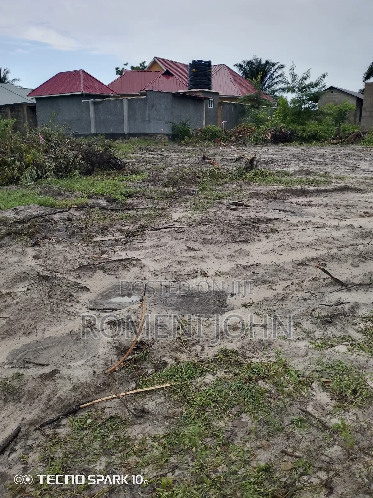 Kiwanja Sqmita 150 Kinauzwa Milioni 3.8 Majohe Chuo Rada.