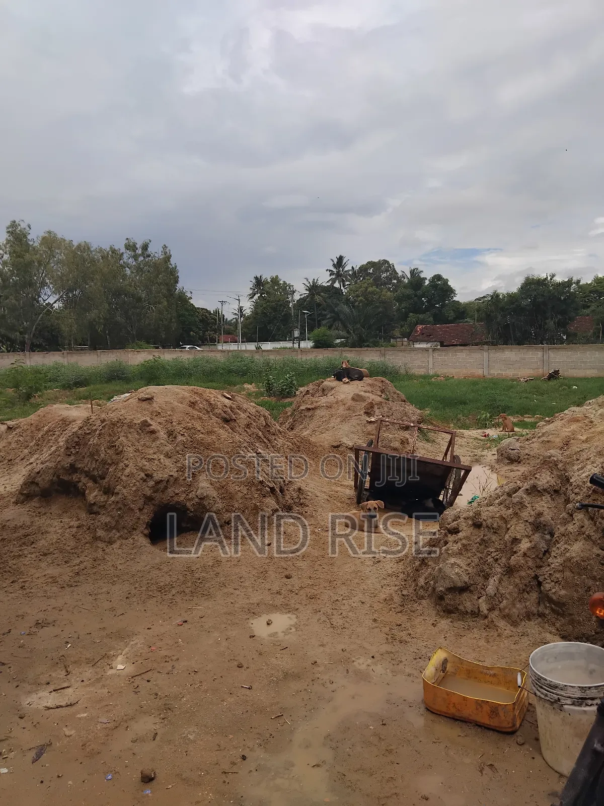 Land for Sale in Moroco Dar Es Salaam.