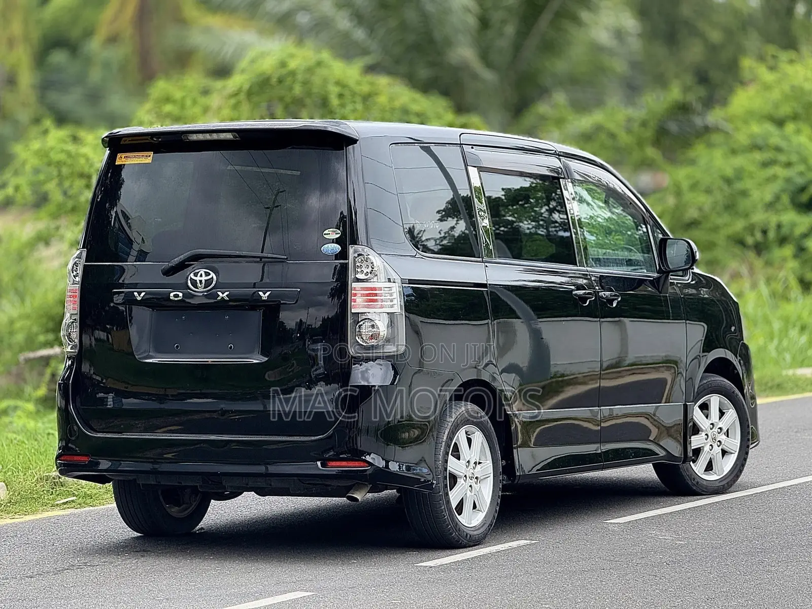 Toyota Voxy 2008 Black