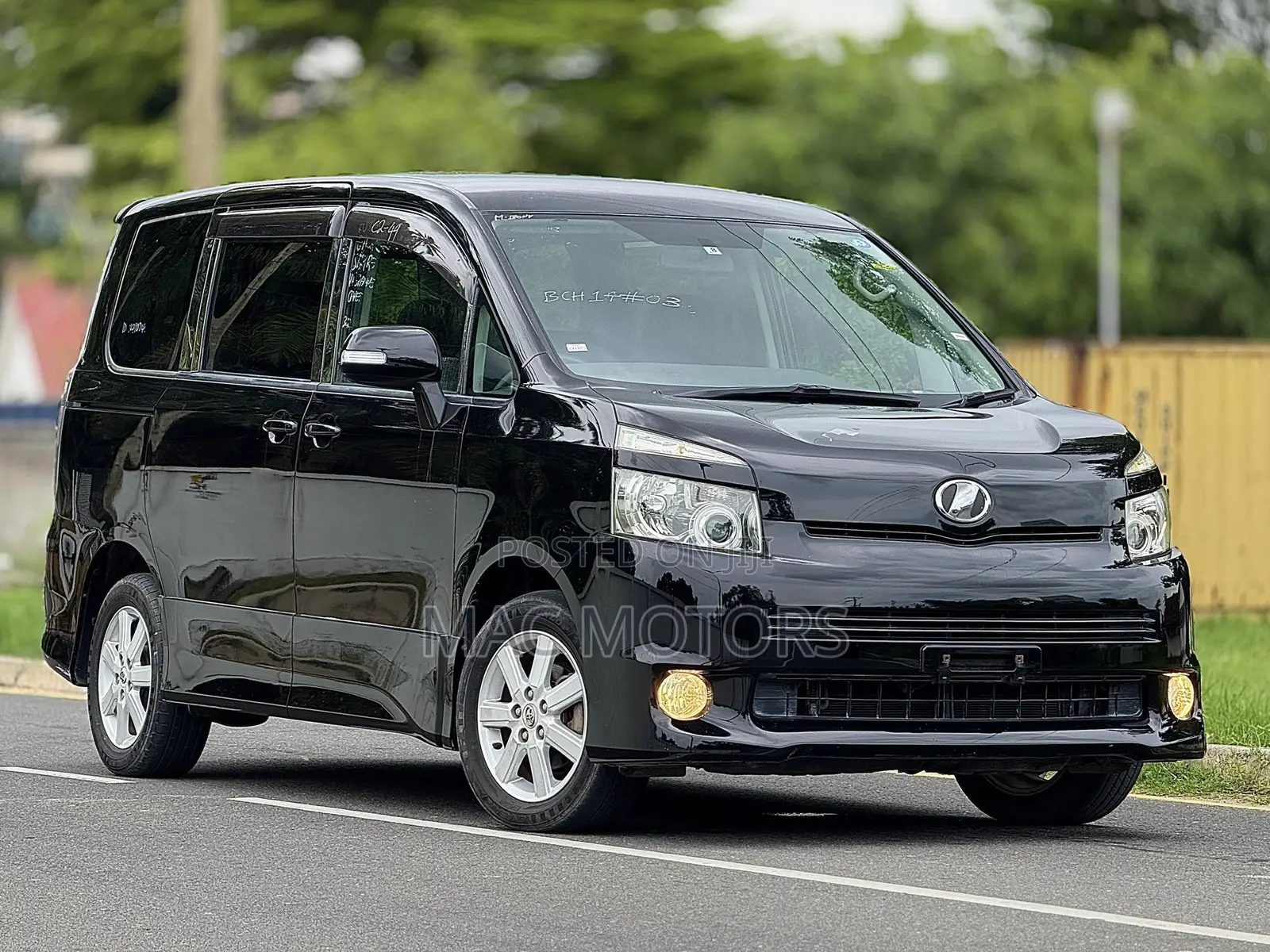Toyota Voxy 2008 Black