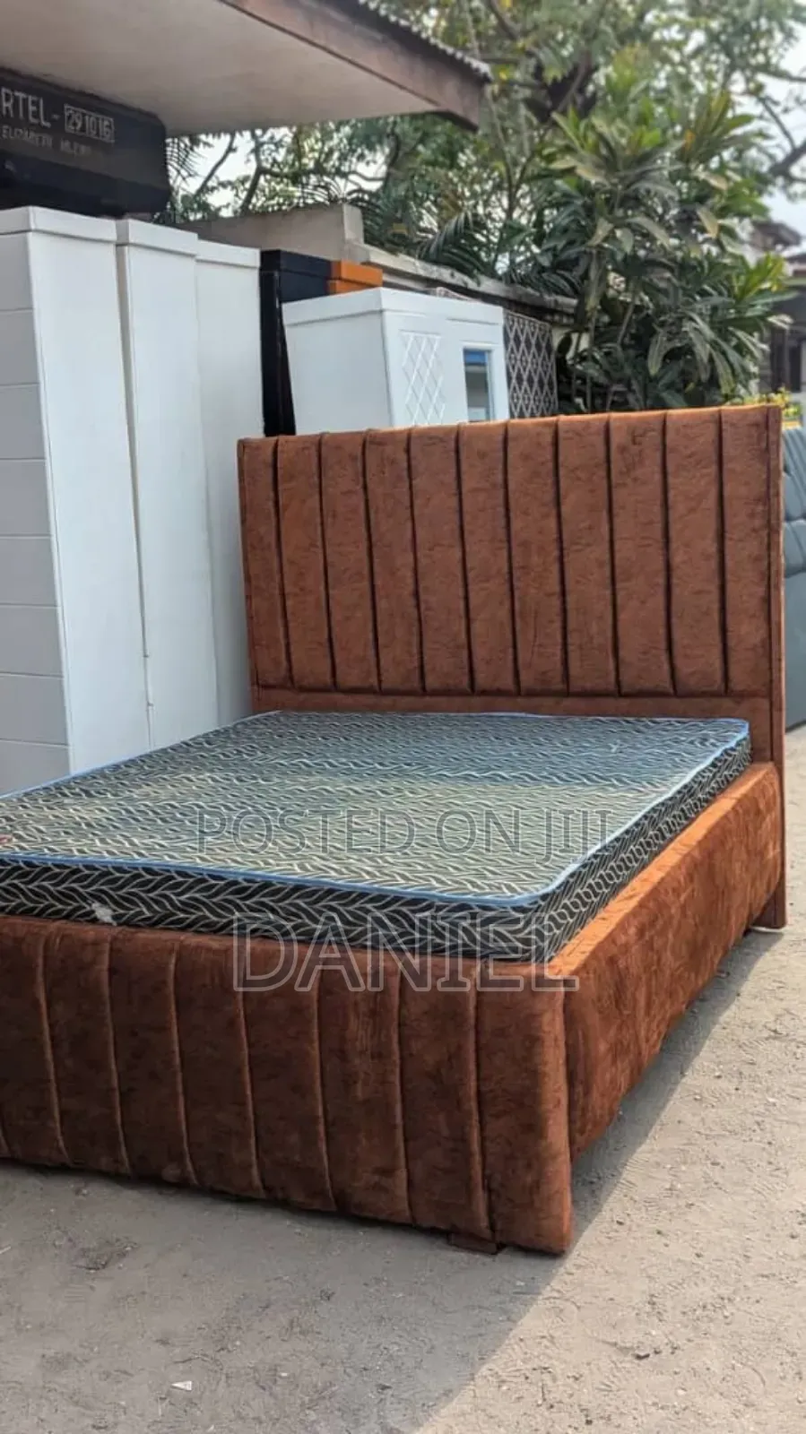 Bedsofa Za 5*6 Rangi Tofauti Tofauti