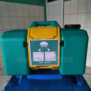 Portable Eyewash Station (30l)