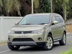 Mitsubishi Outlander 2008 Gold