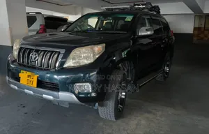 Toyota Land Cruiser Prado 2012 Black