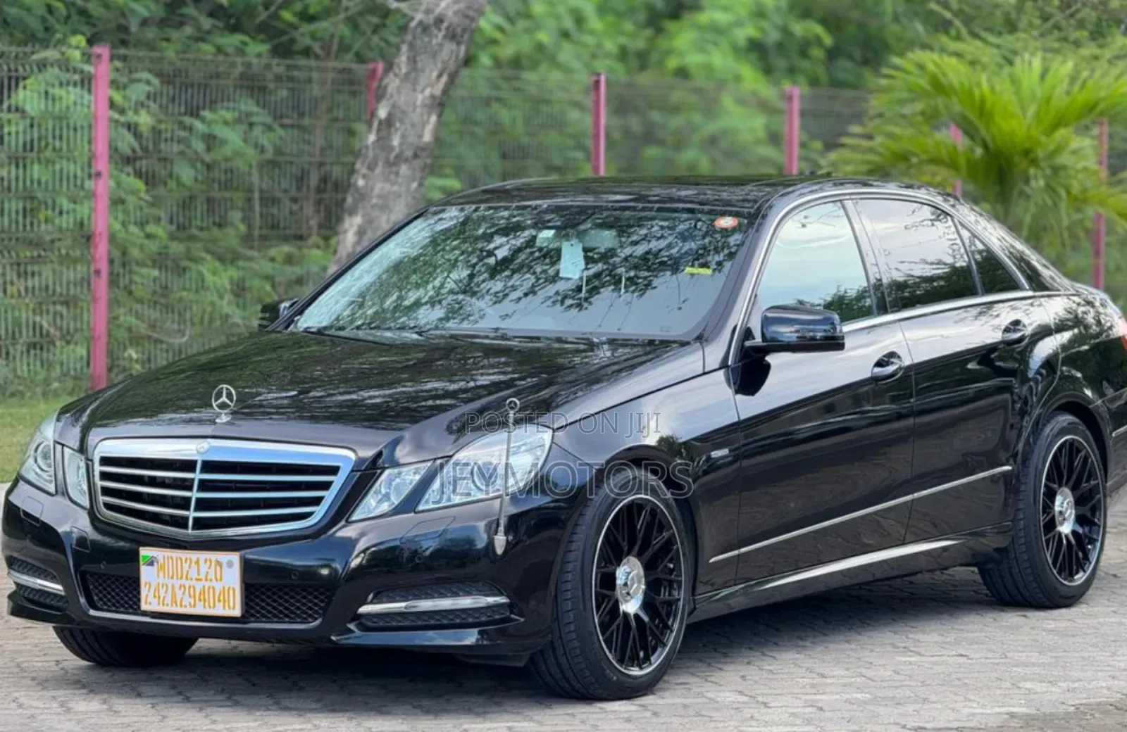 Mercedes-Benz E350 2010 Black