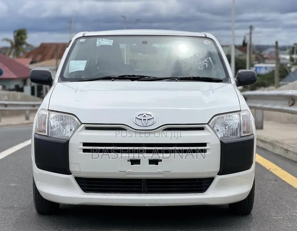 Toyota Probox 2014 White