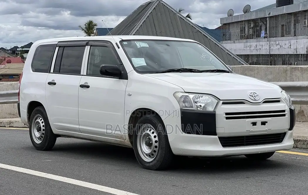 Toyota Probox 2014 White