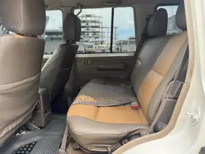 Toyota Land Cruiser 2011 White