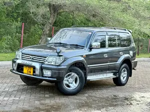 Toyota Land Cruiser Prado 2001 Green