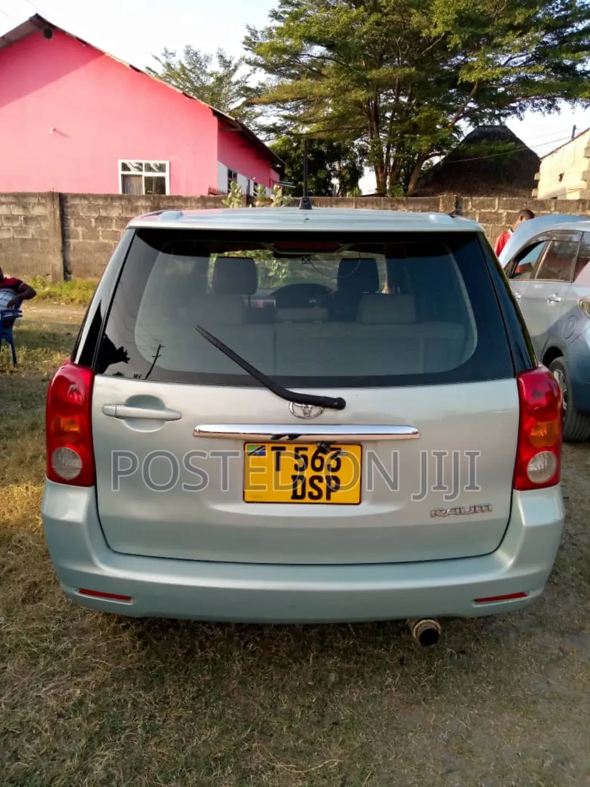 Toyota Raum 2005 Silver