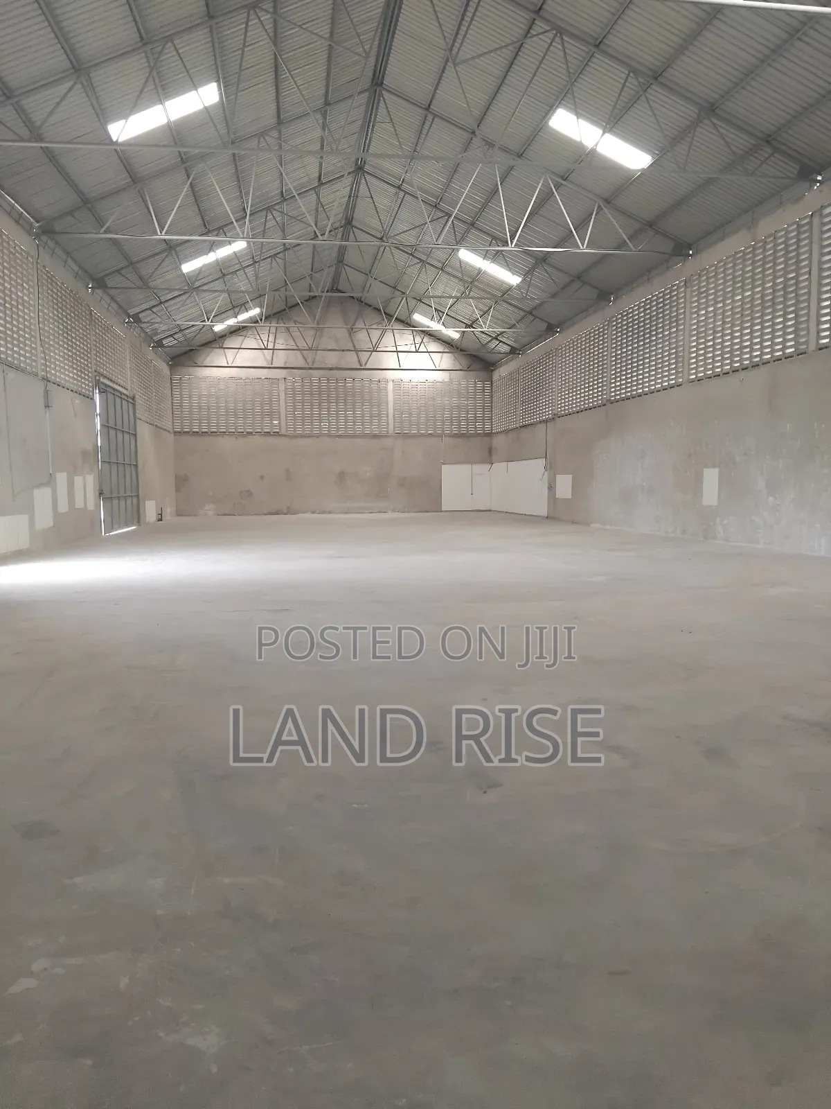 1000 SQM Warehouse in Mikocheni
