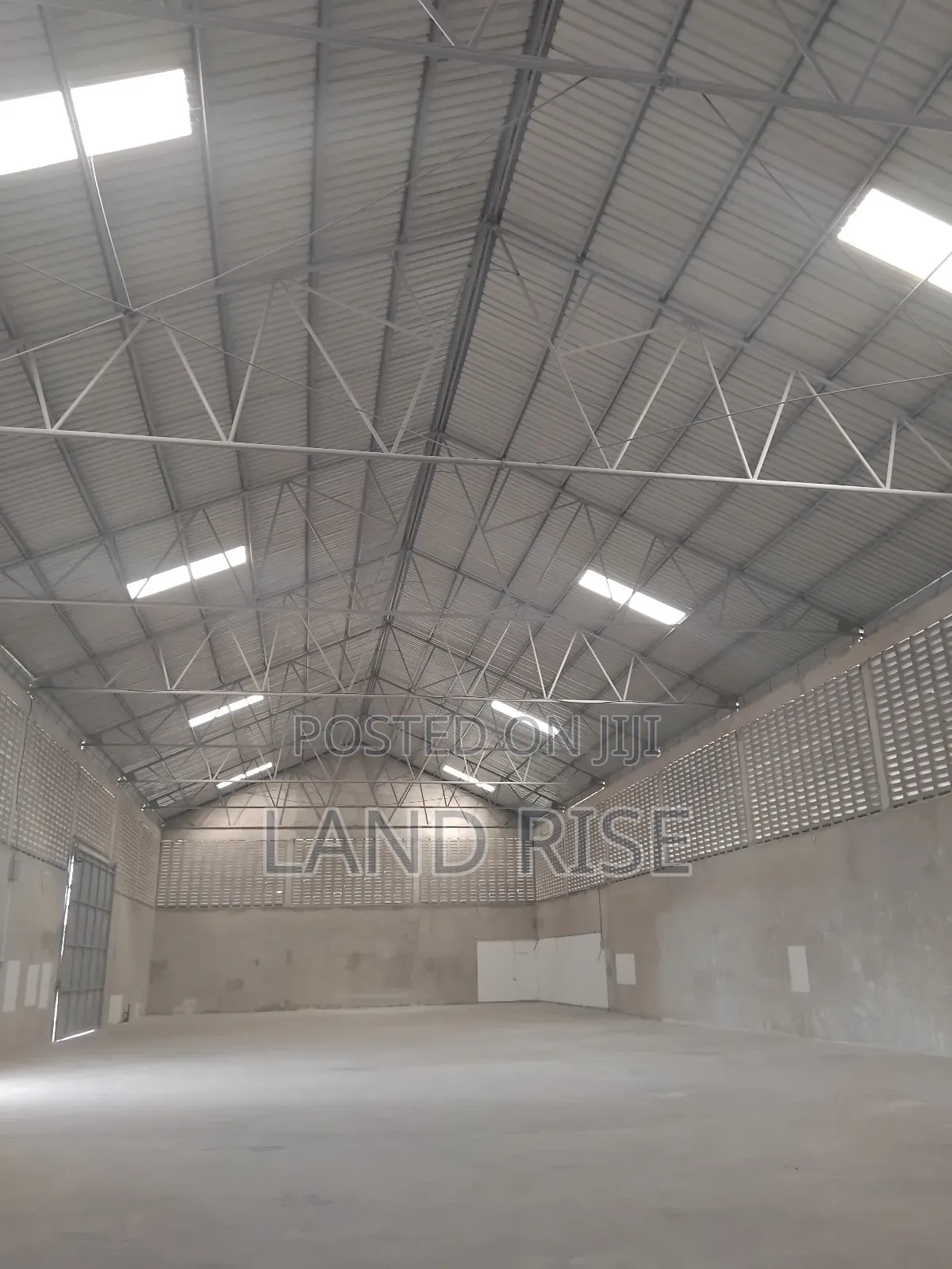 1000 SQM Warehouse in Mikocheni
