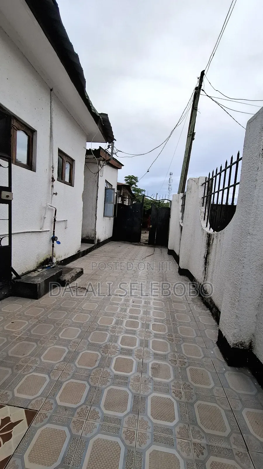 1bdrm Bedsitter in Makumbusho Stand, Kinondoni for rent