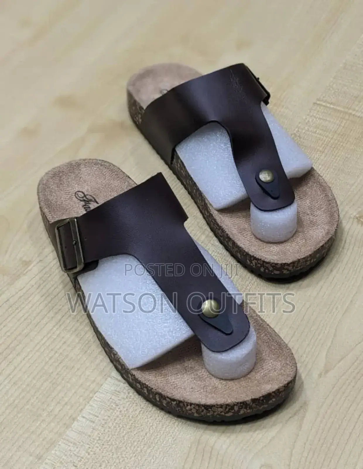 Sendo Classic Nyeusi Kahawia