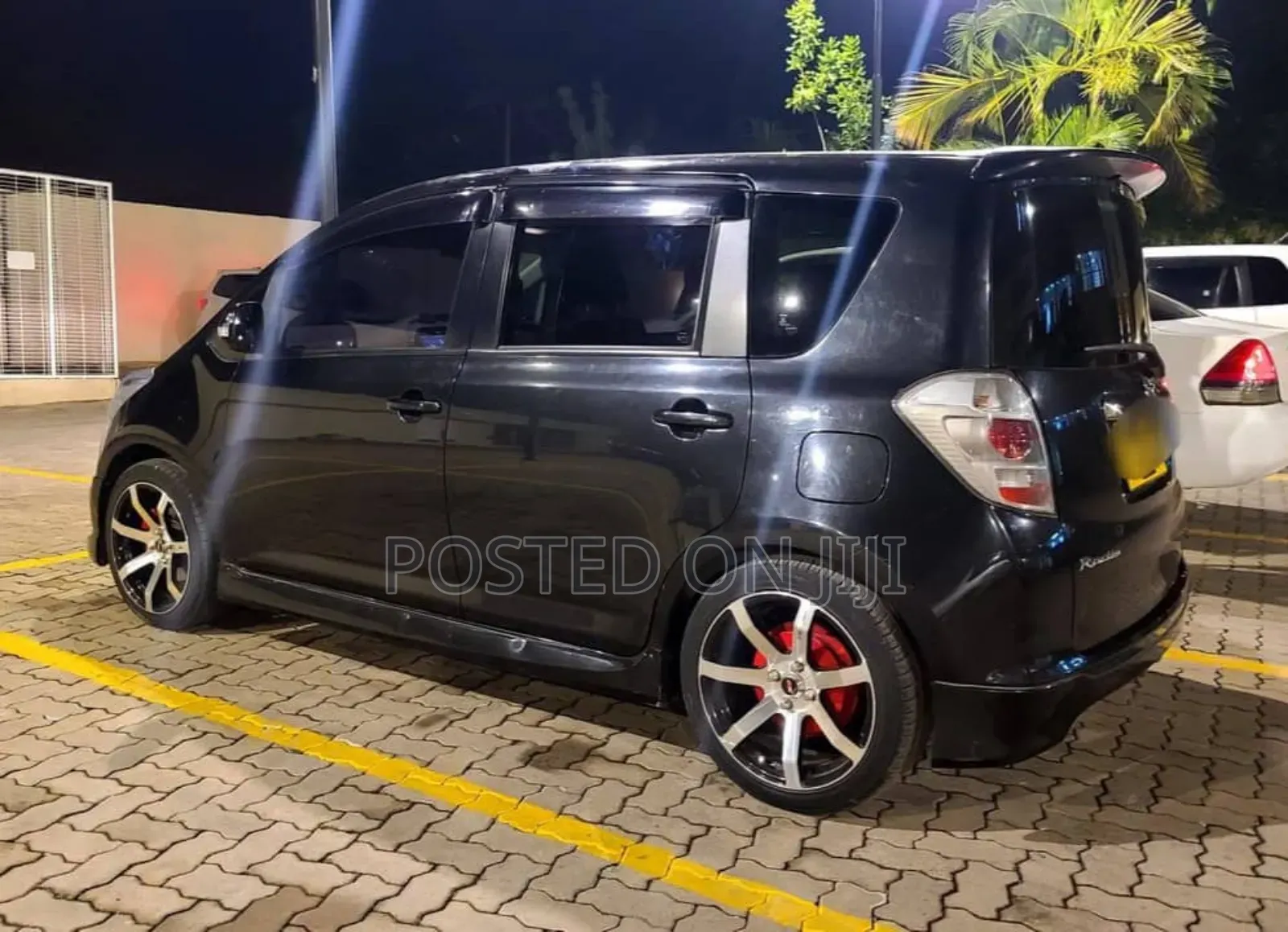 Toyota Ractis 2008 Black