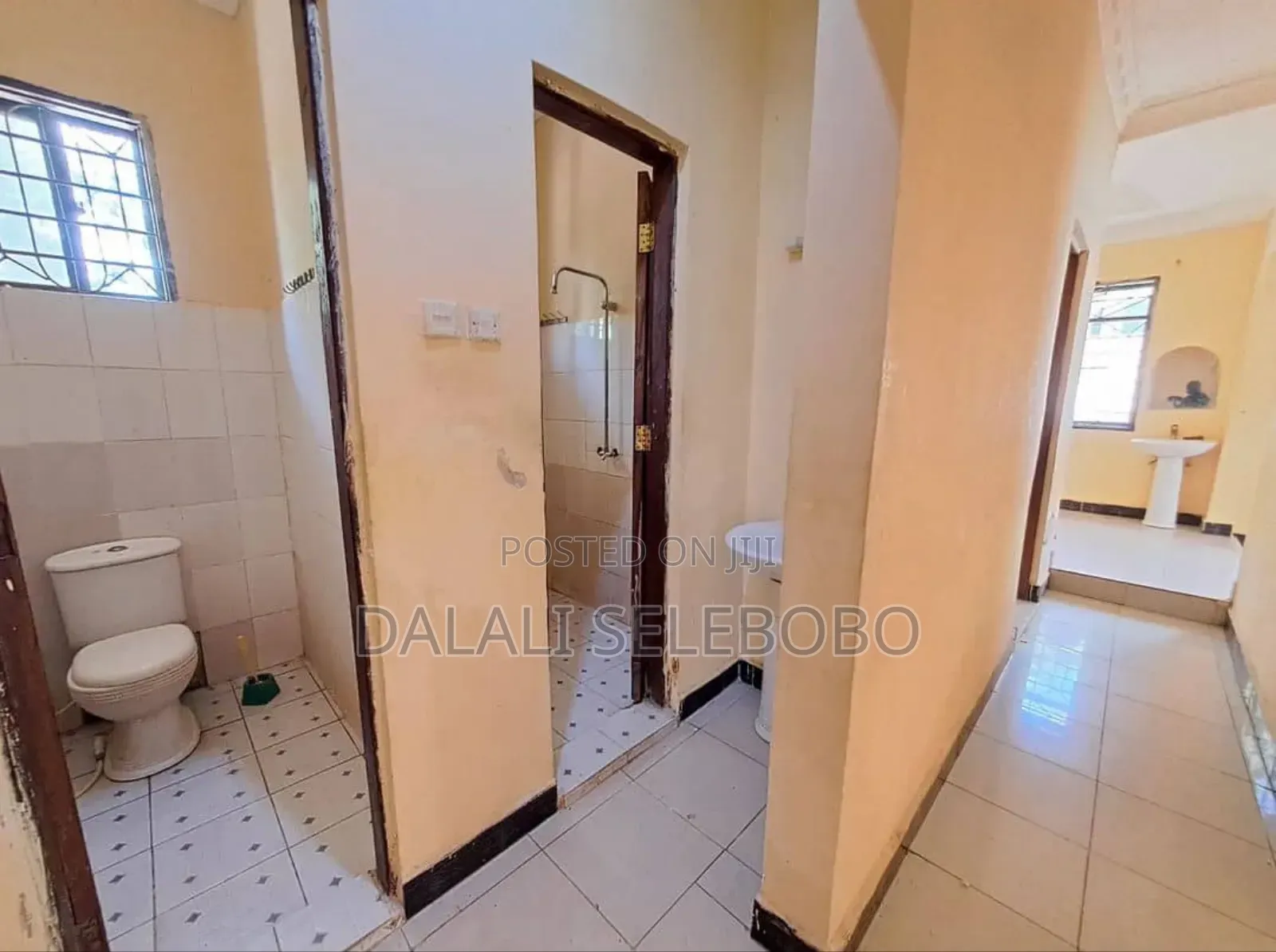 3bdrm Bungalow in Kimara Temboni for rent
