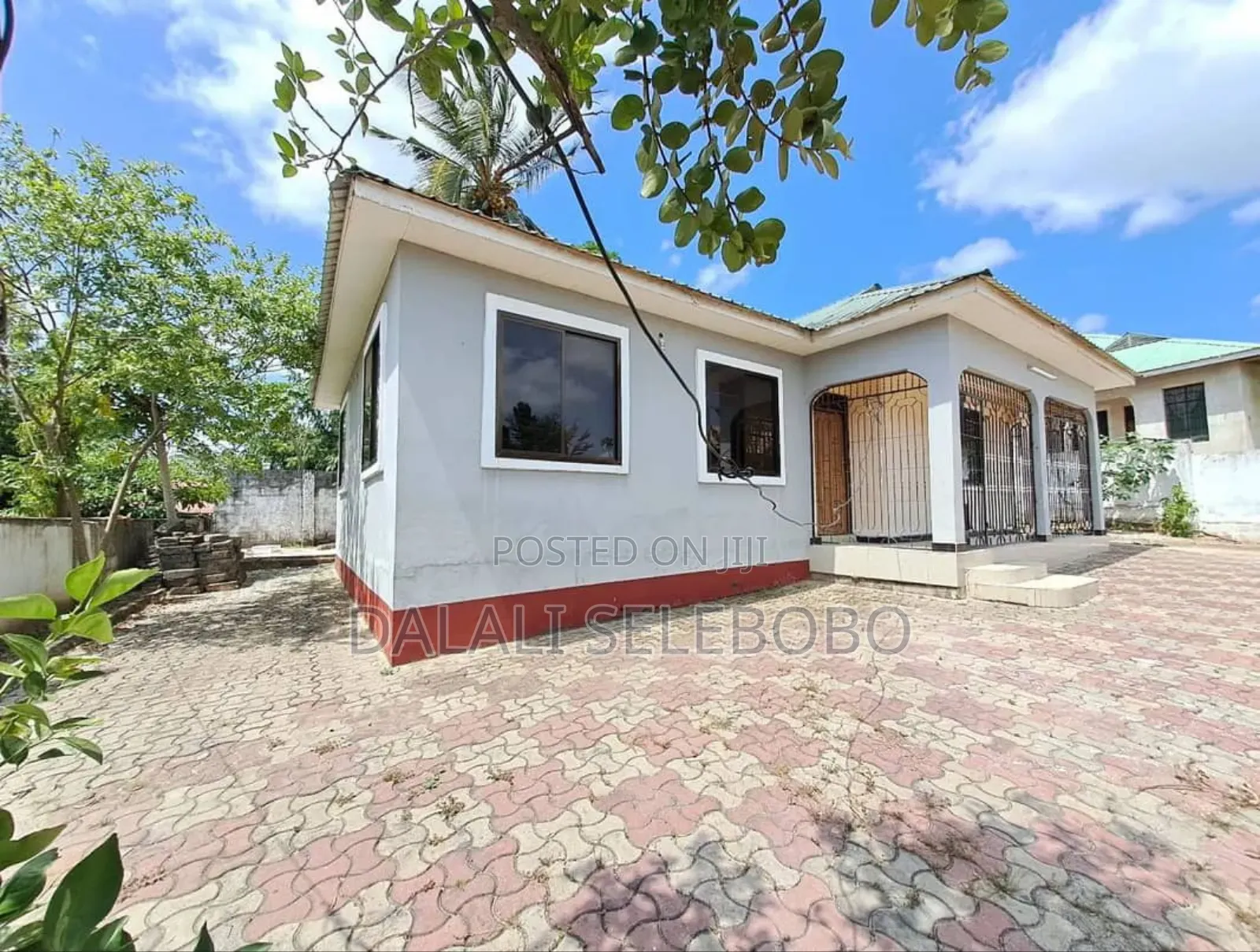 3bdrm Bungalow in Kimara Temboni for rent