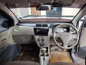 Daihatsu Mira 2005 Silver