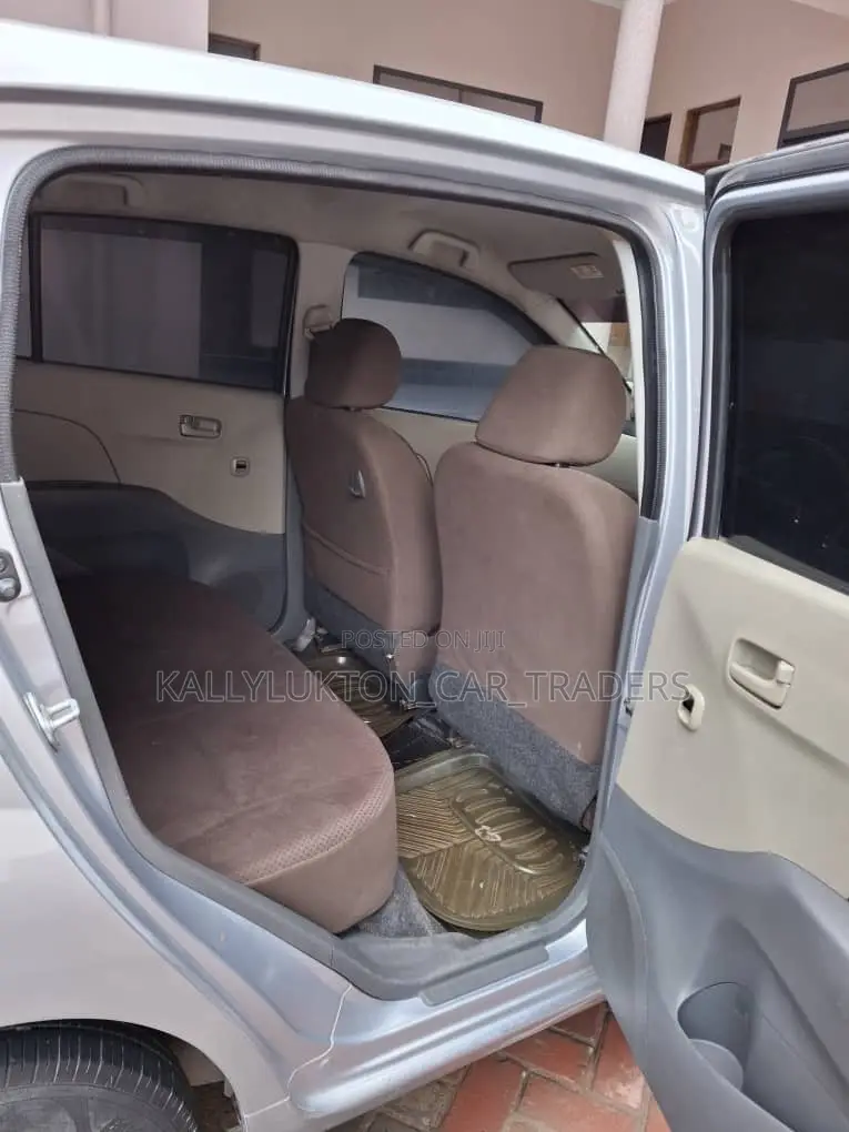 Daihatsu Mira 2005 Silver