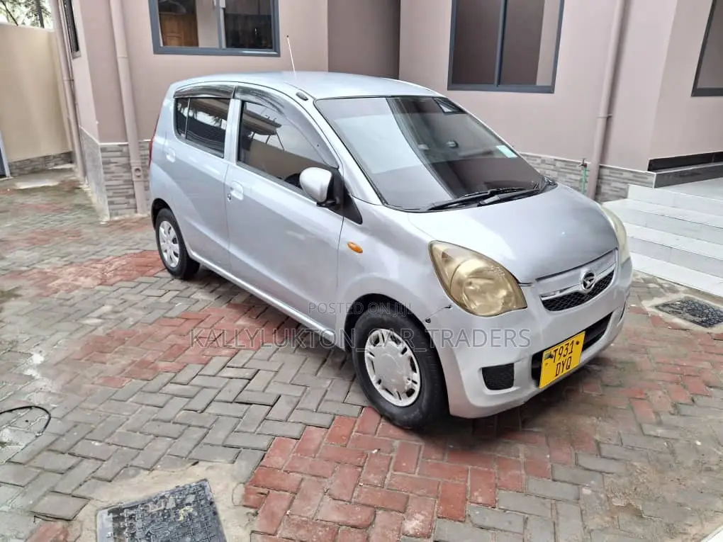 Daihatsu Mira 2005 Silver