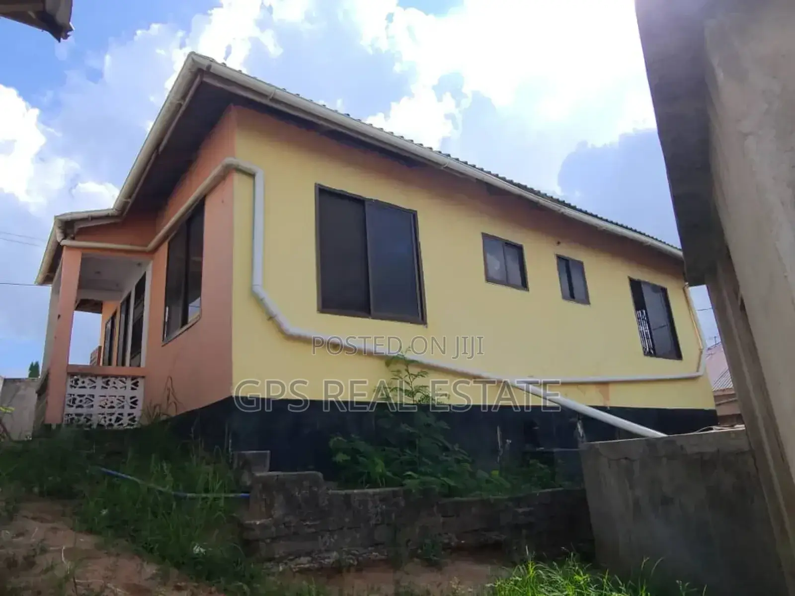 3bdrm House in Kimara Milenia, Kinondoni for sale