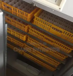 Incubator Machine Hard Body 1056 Eggs/Mashine Ya Kutotolesha