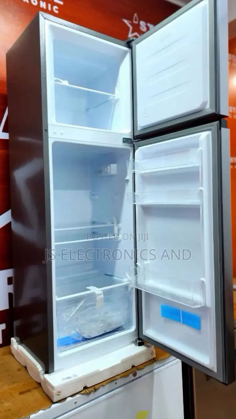 Ofa Ofa  Hisense Friji Liter 154 Milango Miwili Ya Kisasa