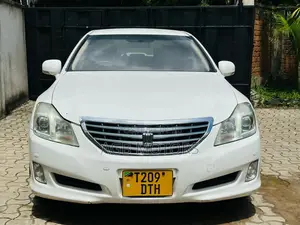 Toyota Crown 2008 White