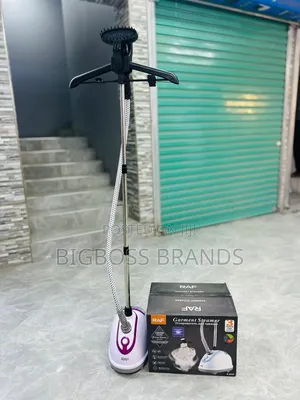Raf Garment Steamer 1800 Watts 2300ml.