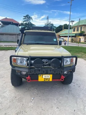 Toyota Land Cruiser 2013 Beige