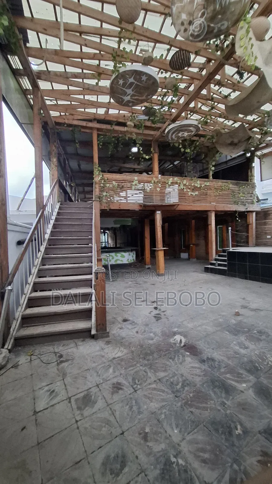 Bar and Restaurant's Very Nice at Mliman Cty Area