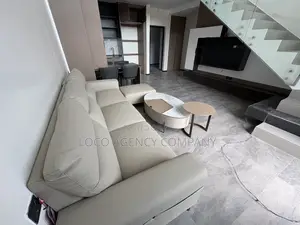 Furnished 2bdrm Apartment in Trusted Real Estate, Oyster Bay for sale