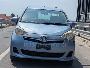 Toyota Ractis 2012 Blue