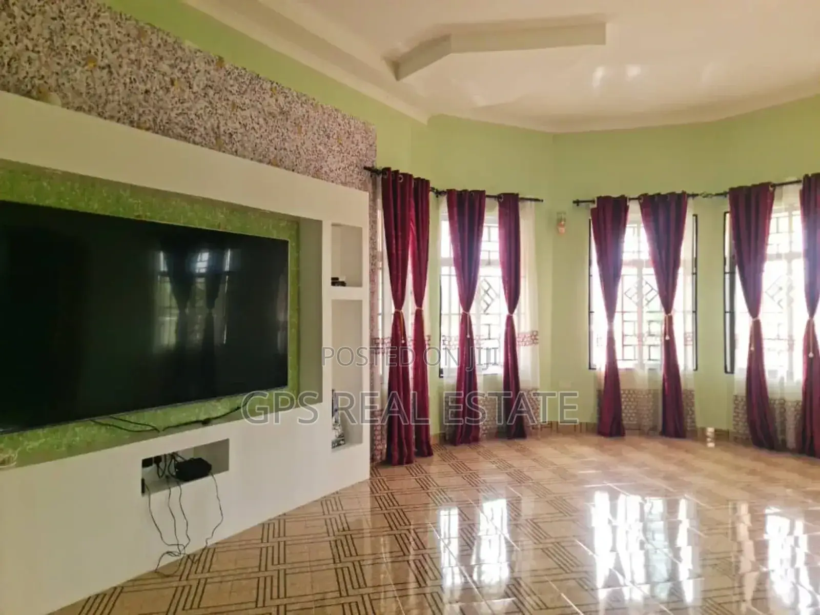 5bdrm House in Vikindu, Mkuranga for sale