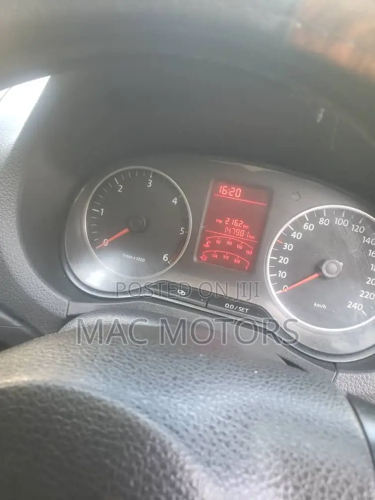 Volkswagen Amarok 2012 Silver