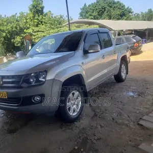 Volkswagen Amarok 2012 Silver