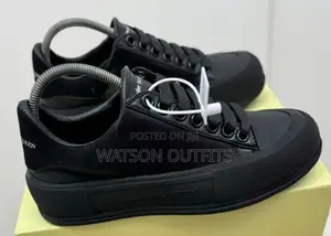 Alexander McQueen Classic Clean