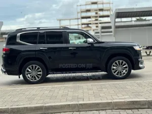 New Toyota Land Cruiser 2023 Black