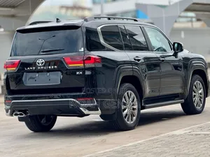 New Toyota Land Cruiser 2023 Black