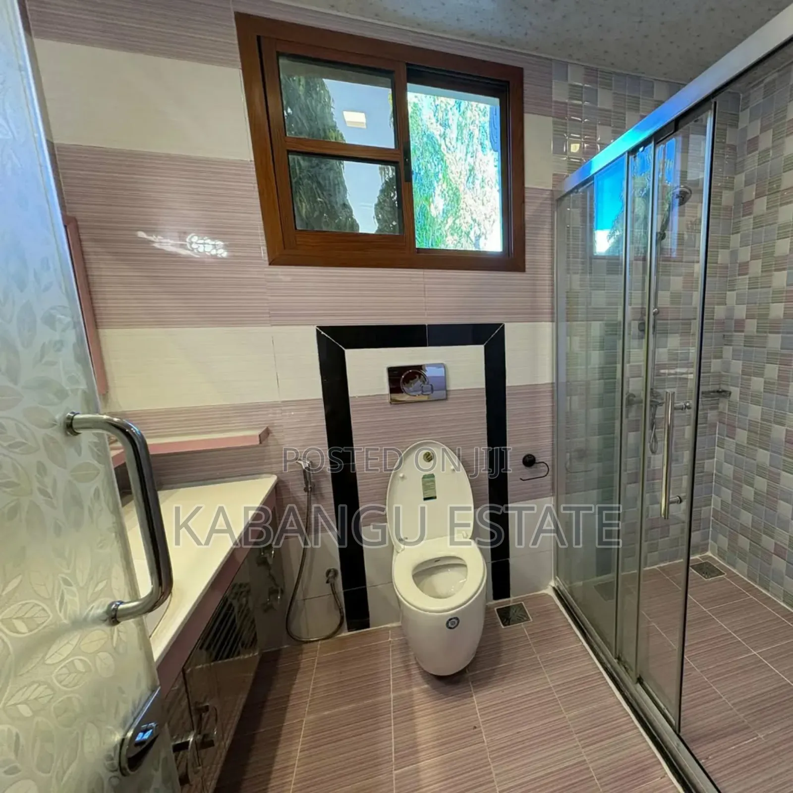 Furnished 3bdrm Villa in France Embassy, Ada Estate for rent
