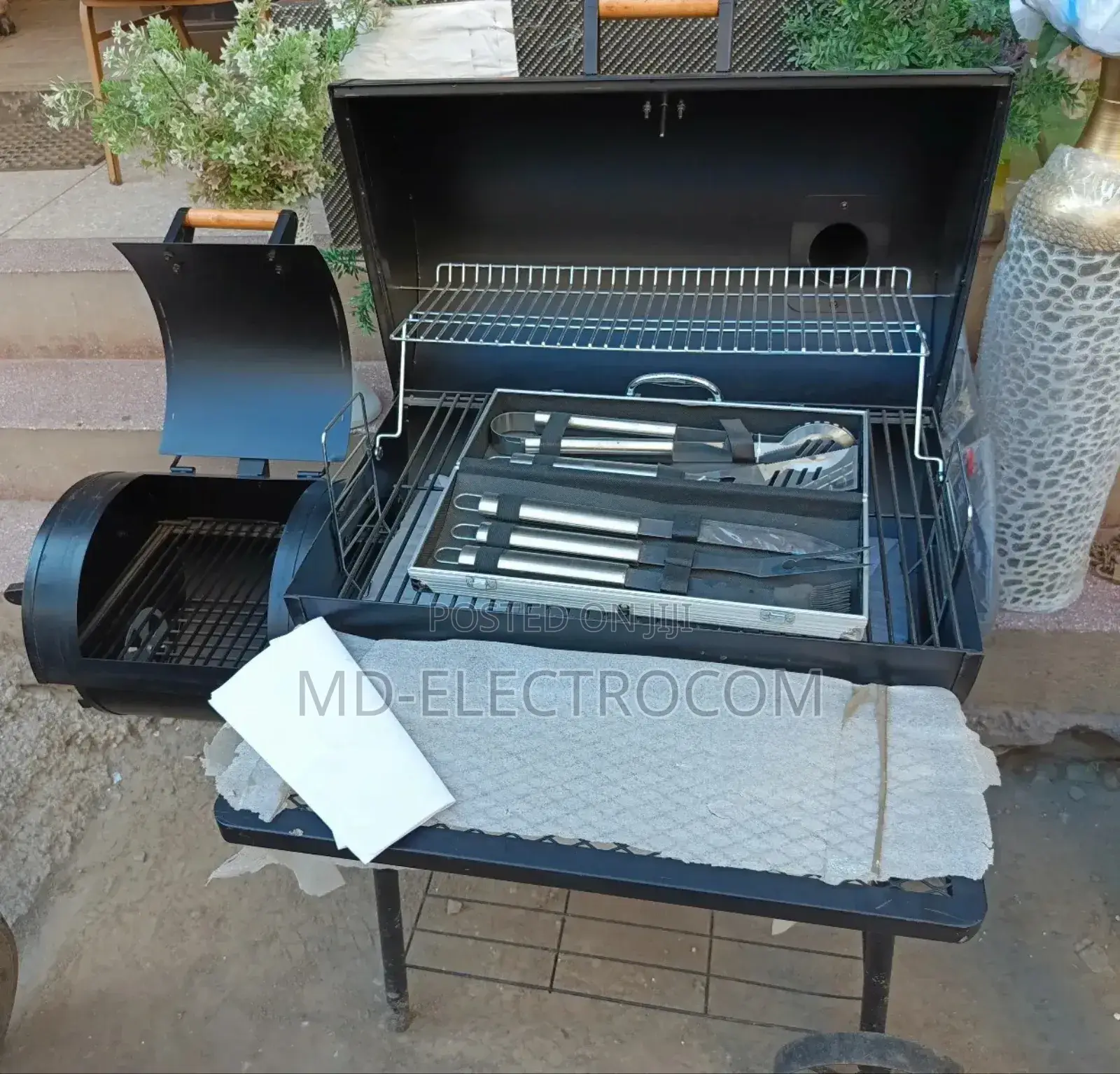 Charcoal Bbq Grill Mashine