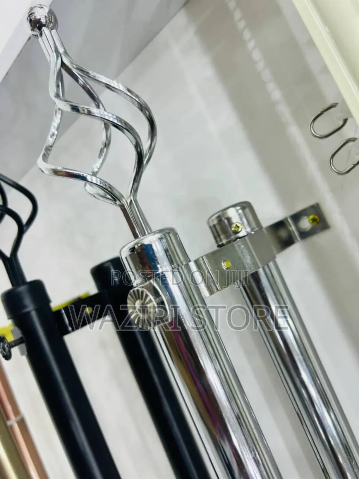 Curtains Rods (Bomba Za Pazia)